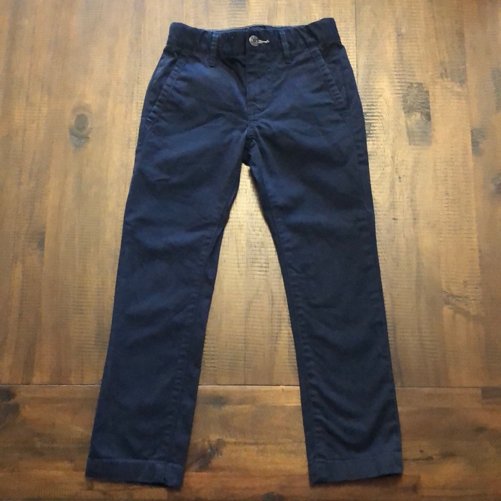 NWOT Navy blue GAP kids dress pants. Worn once.